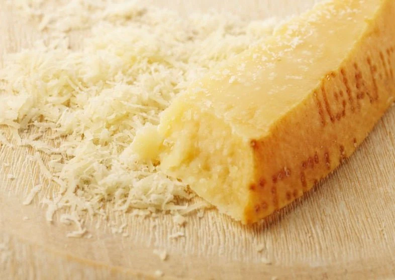 Parmigiano Reggiano | Grated Parmesan | 500g & 1000g - Image 3